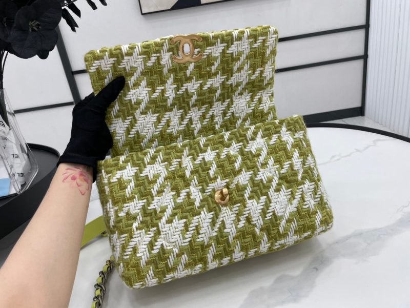 CHL 19 Large Handbag Gold Hardware Green For Women, Women’s Handbags, Shoulder Bags 11.8in/30cm - Image 3