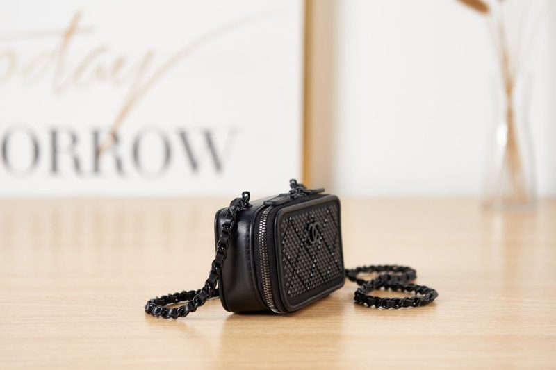 CHL Crystal Small Vanity with Chain Black Bag For Women 10cm/4in - Image 5
