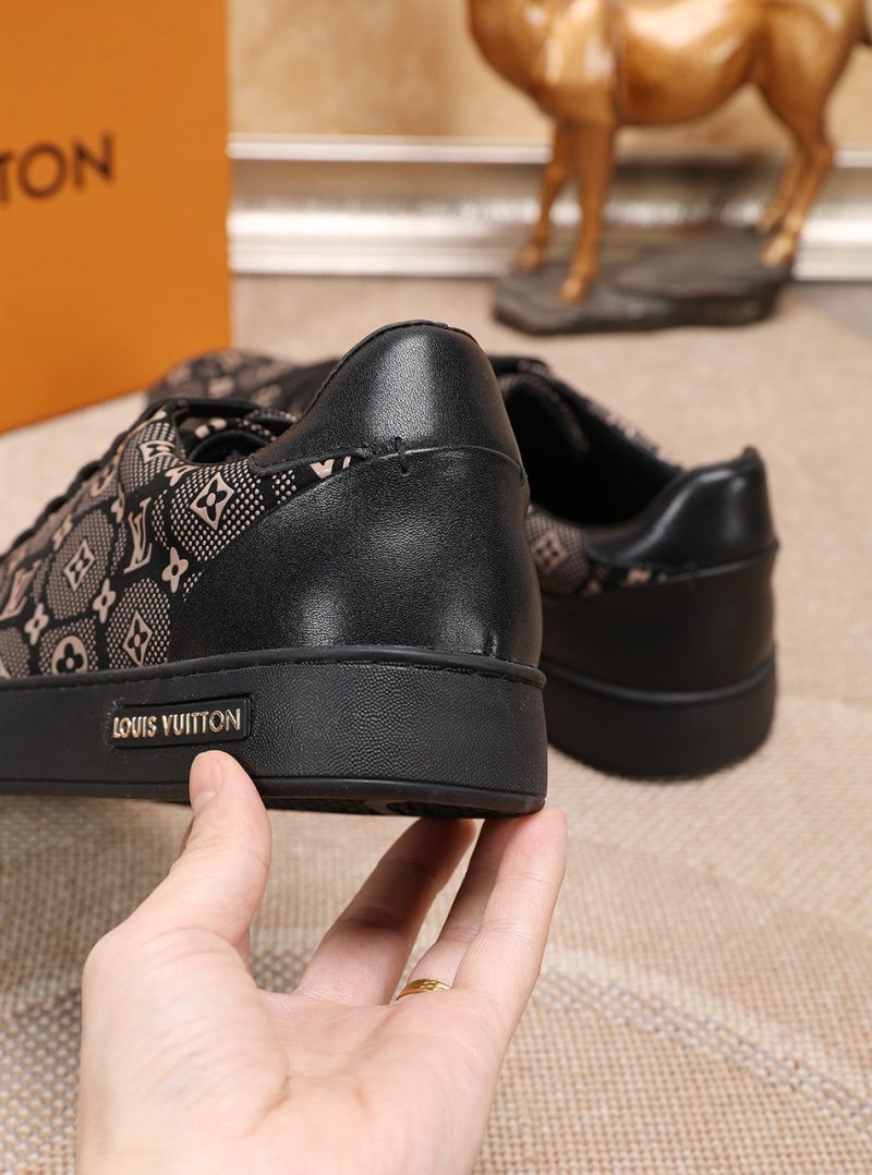 New Arrival Luv Sneaker 193 - Image 2