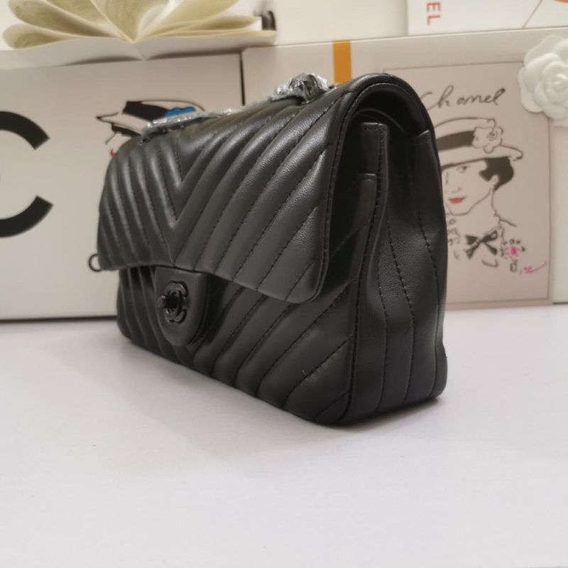 CHL Chevron Classic Handbag Black Hardware Black For Women, Women’s Bags, Shoulder And Crossbody Bags 10.2in/26cm - Image 2