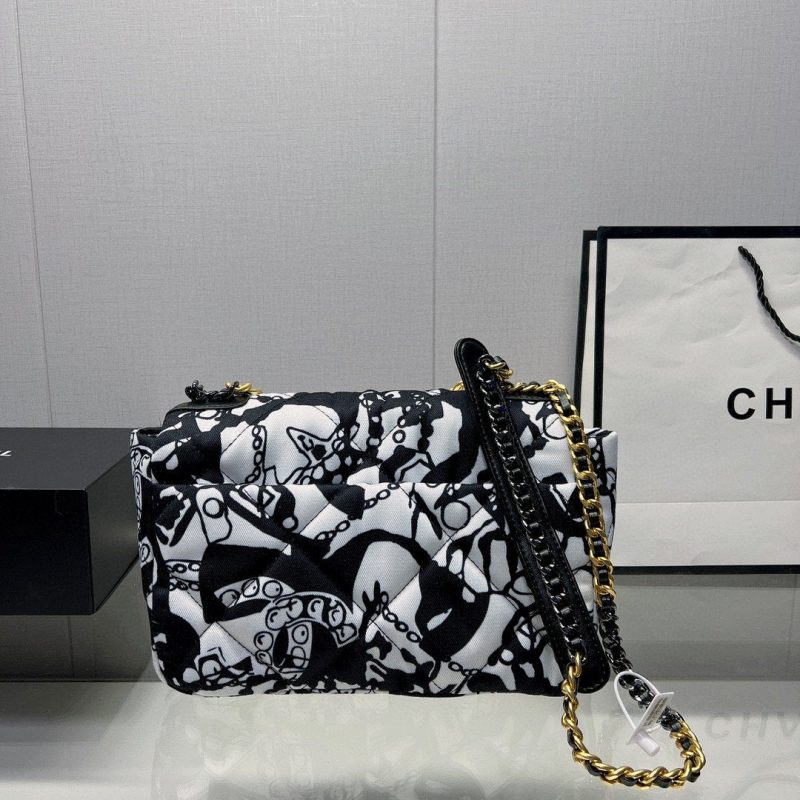 CHL 19 HandBag Printed Canvas Black And White For Women 11.8in/30cm - Image 4