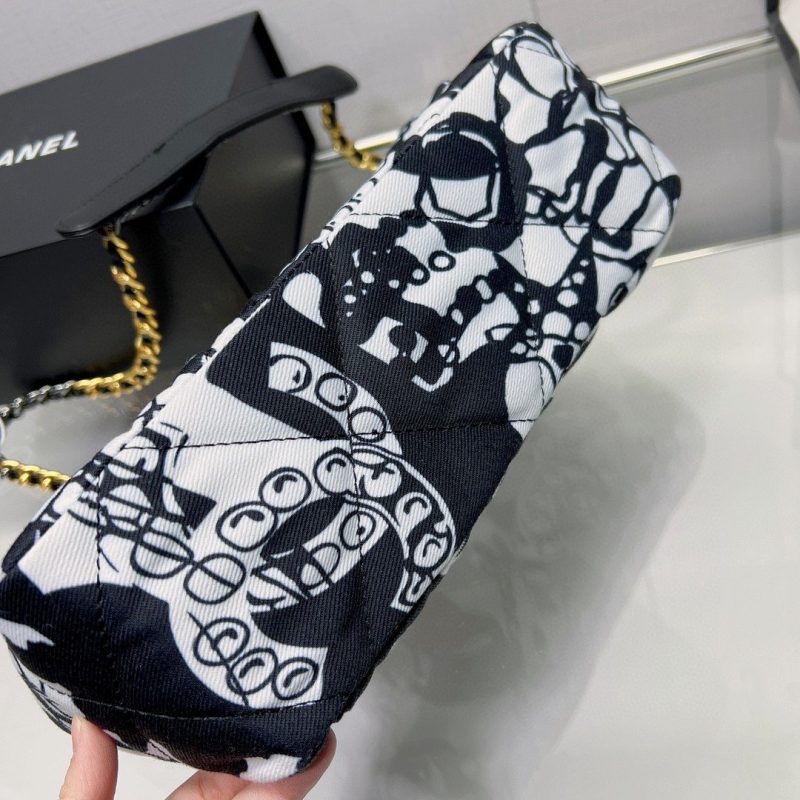 CHL 19 HandBag Printed Canvas Black And White For Women 11.8in/30cm - Image 5