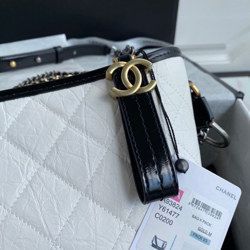 CHLGabrielle Hobo Handbag White/Black For Women, Women’s Bags, Shoulder And Crossbody Bags 9.8in/25cm A93824 Y61477 C0200 - Image 2