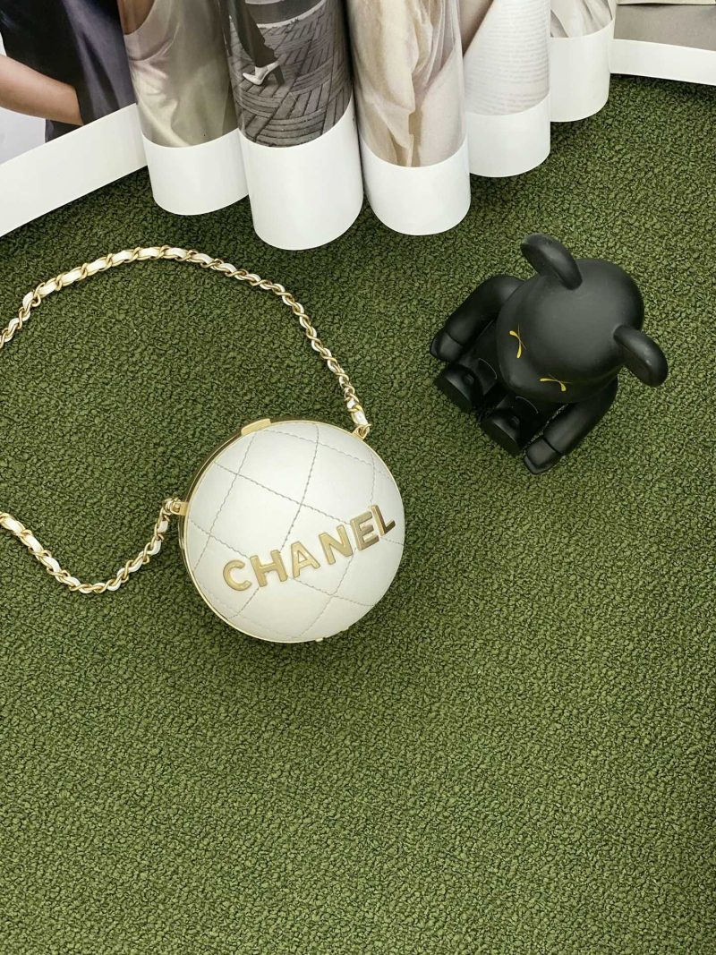 CHL Ball Bag White and Gold Chain Bag For Women 23.5cm/9.25in - Image 6