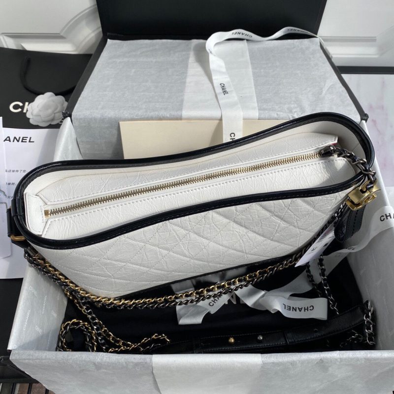 CHLGabrielle Hobo Handbag White/Black For Women, Women’s Bags, Shoulder And Crossbody Bags 9.8in/25cm A93824 Y61477 C0200 - Image 5
