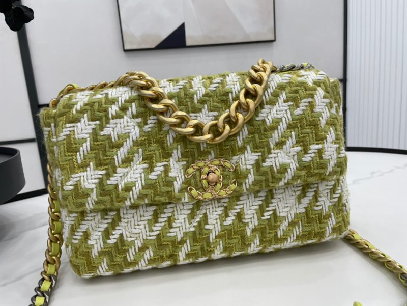 CHL 19 Large Handbag Gold Hardware Green For Women, Women’s Handbags, Shoulder Bags 11.8in/30cm