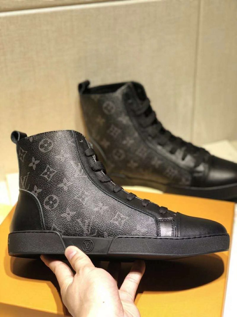New Arrival Luv Sneaker 074