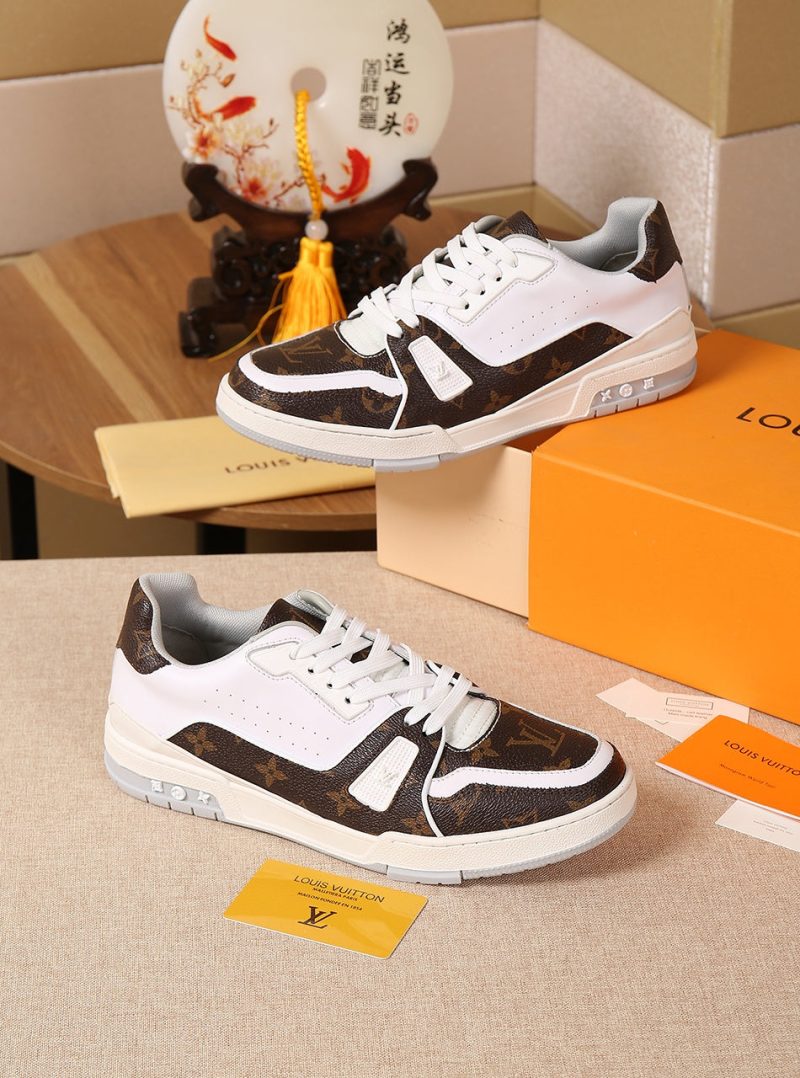 LUV SurfaCN In CNnogram Sneaker - Image 7