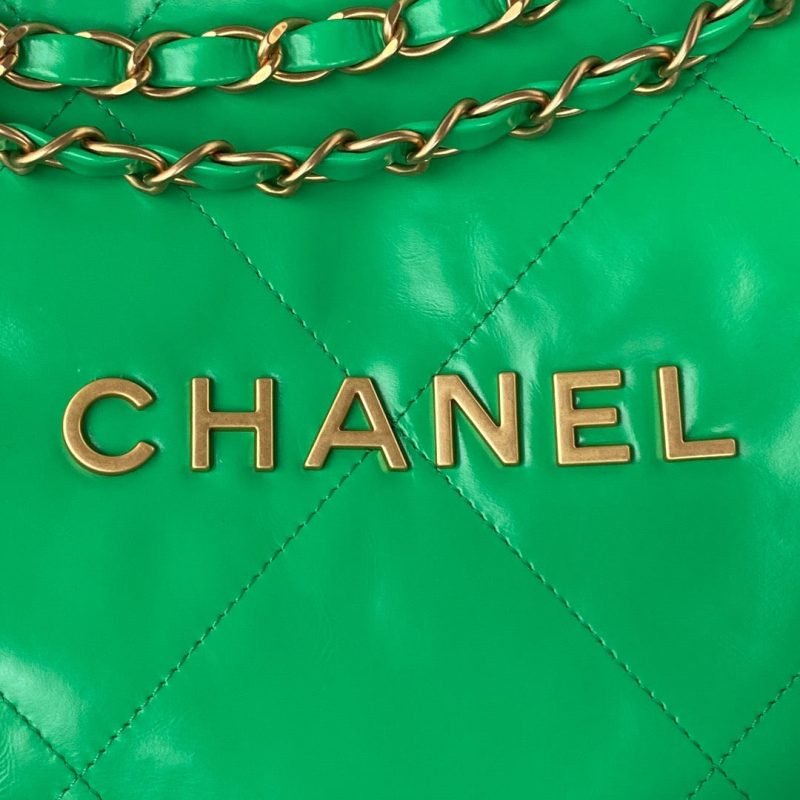 CHL 22 Handbag Gold Hardware Shiny Green For Women, Women’s Handbags, Shoulder Bags 16.5in/38cm AS3261 - Image 3