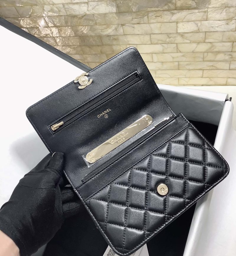 CHLHand-Held Oblique Cross Bag Black For Women, Women’s Bags 6.7in/19cm - Image 9