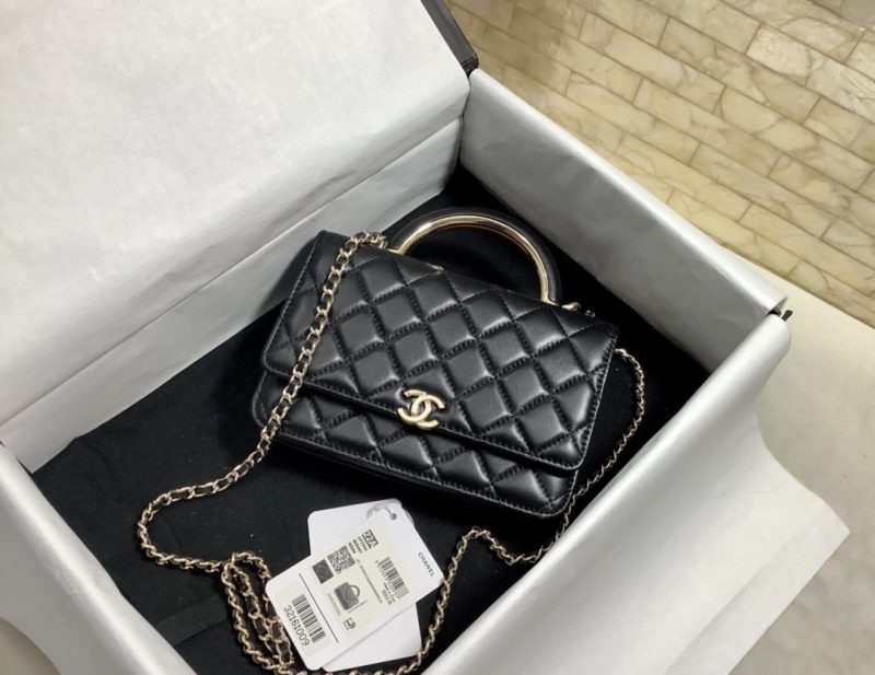 CHLHand-Held Oblique Cross Bag Black For Women, Women’s Bags 6.7in/19cm - Image 7