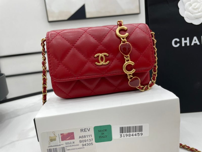 CHL Classic Distressed Red For Women, Women’s Bags 4.7in/12cm - Image 5