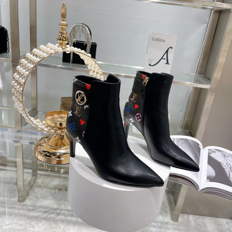 New Collection  LUV BOOTS 025 - Image 9