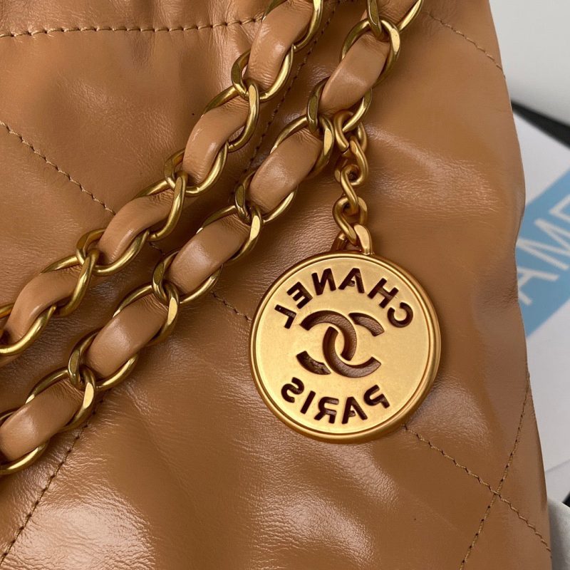 CHL 22 Handbag Gold Hardware Shiny Camel For Women, Women’s Handbags, Shoulder Bags 16.5in/38cm AS3261 B08037 NB356 - Image 2