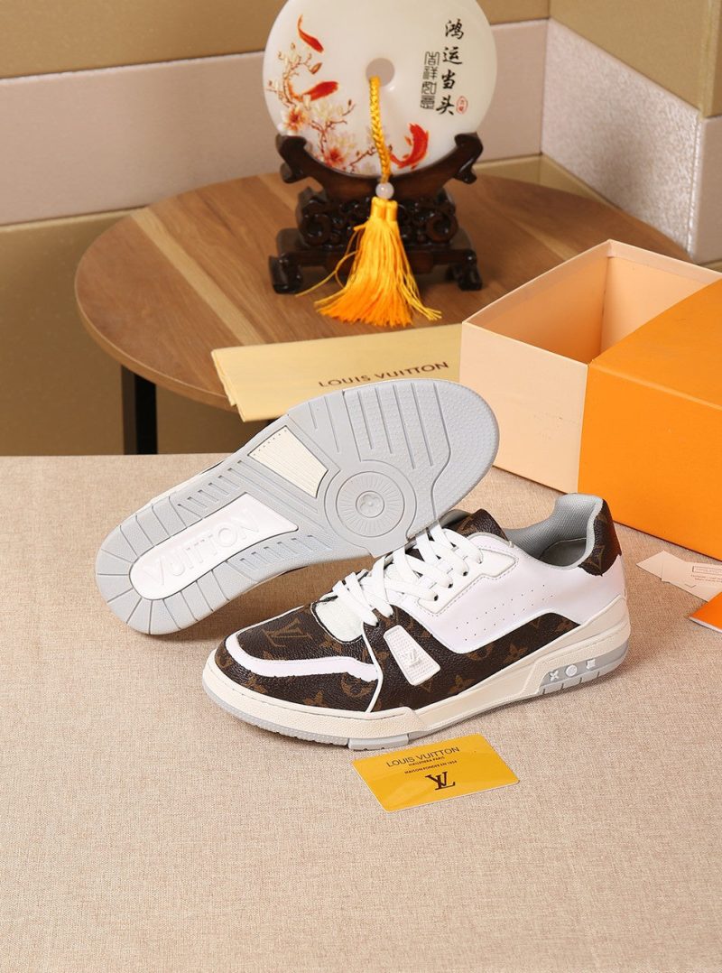 LUV SurfaCN In CNnogram Sneaker - Image 9